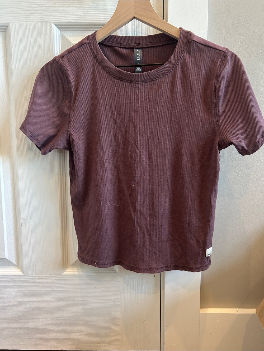Vuori Short Sleeve Pose Tee in brown